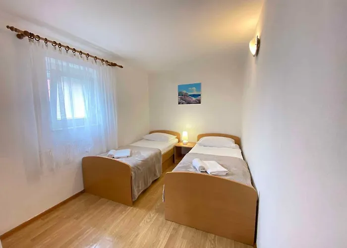 Apartment In Silo - Insel Krk 13424